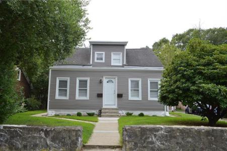122 Larch Street, Woonsocket, Rhode Island 02895, Estados Unidos