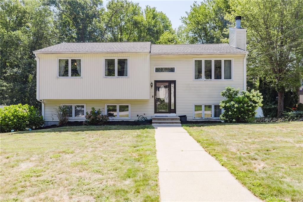 37 Oak Hill Drive, Johnston, رود ايلاند 02919, الولايات المتحدة