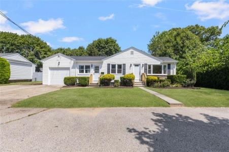 20 Koster Street, Cranston, Rhode Island 02910, Stati Uniti