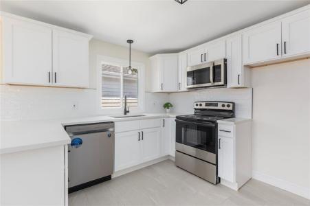 20 Koster Street, Cranston, Rhode Island 02910, Stati Uniti