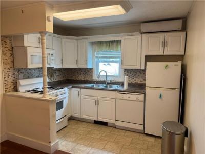 38 Freebody Street 307, Newport, RI 02840, USA