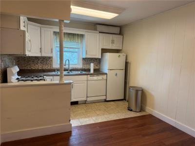 38 Freebody Street 307, Newport, RI 02840, USA