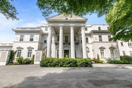 553 Bellevue Avenue 14, Newport, RI 02840, USA