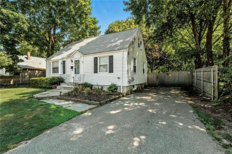 72 Nichols Road, North Kingstown, 羅德島州 02852, 美國