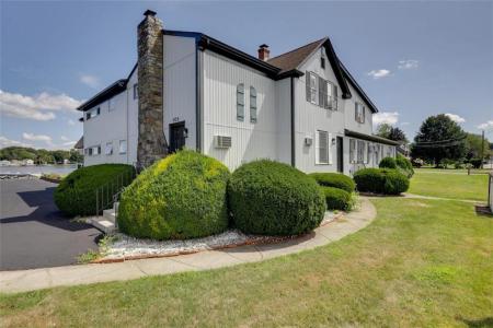 425 County Road, Barrington, RI 02806, USA