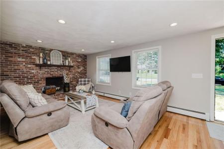 56 Farmview Drive, Cumberland, 로드아일랜드 02864, 미국