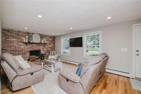 56 Farmview Drive, Cumberland, 로드아일랜드 02864, 미국