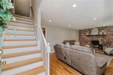 56 Farmview Drive, Cumberland, 로드아일랜드 02864, 미국