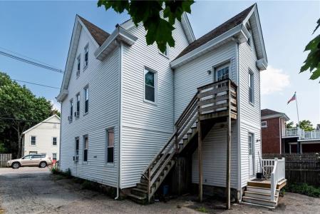 81 Pierce Street, Westerly, Род Айленд 02891, Соединенные Штаты