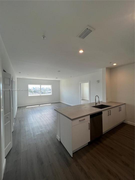 2311 NW 22nd Ave 302, Miami, Florida 33142, Estados Unidos