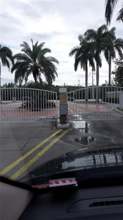 509 E Sheridan St 1073, Dania Beach, Floryda 33004, USA