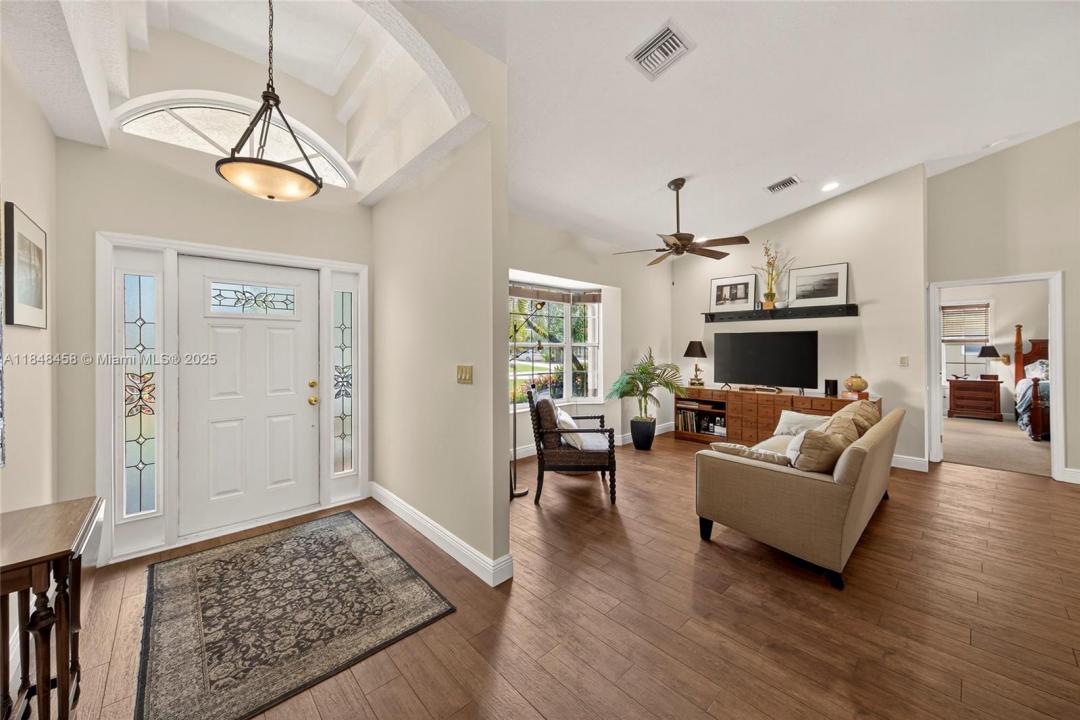 11880 NW 24th St, Plantation, פלורידה 33323, ארצות הברית של אמריקה