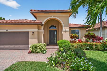 7155 Prudencia Drive, VISTA LAGO, Lake Worth, Florida 33463, USA