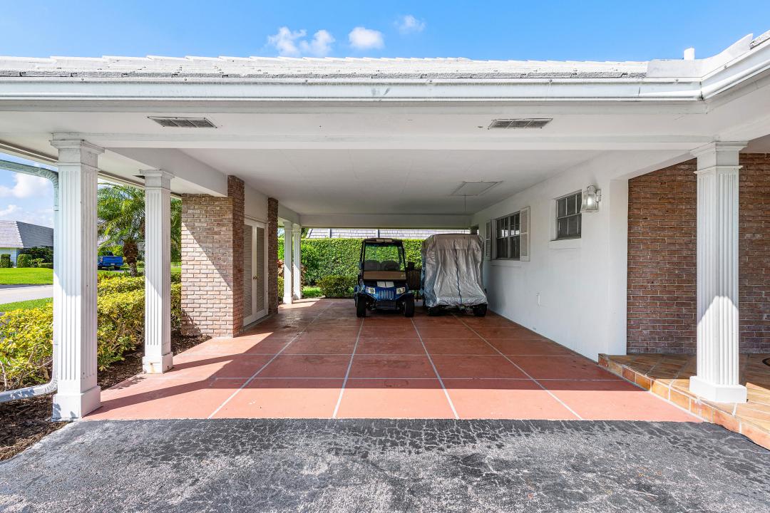 367 Villa Drive S, Atlantis, Atlantis, Florida 33462, USA
