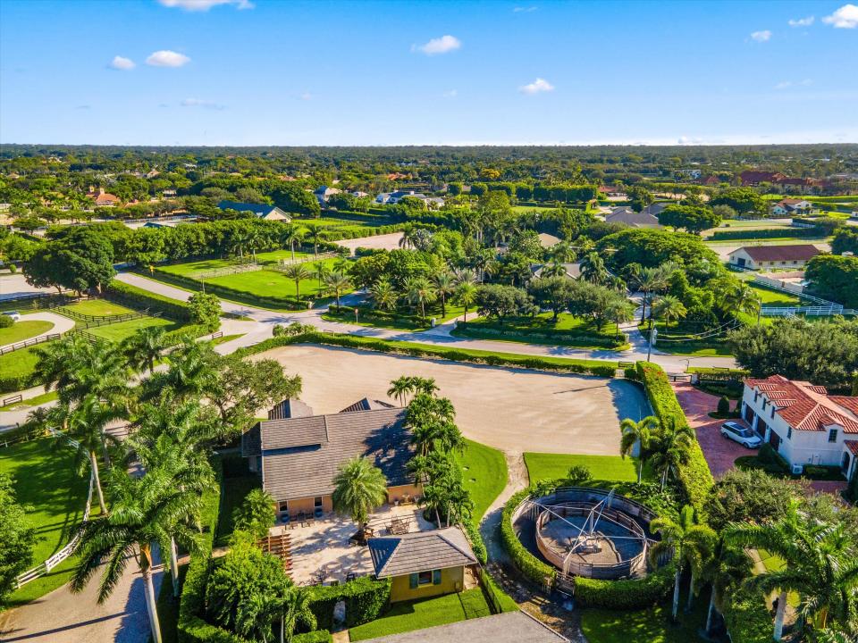 14911 Equestrian Way, SADDLE TRAIL PARK, Wellington, Florida 33414