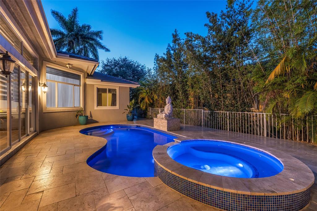 385 NW 118th Ave, Coral Springs, Флорида 33071, Соединенные Штаты