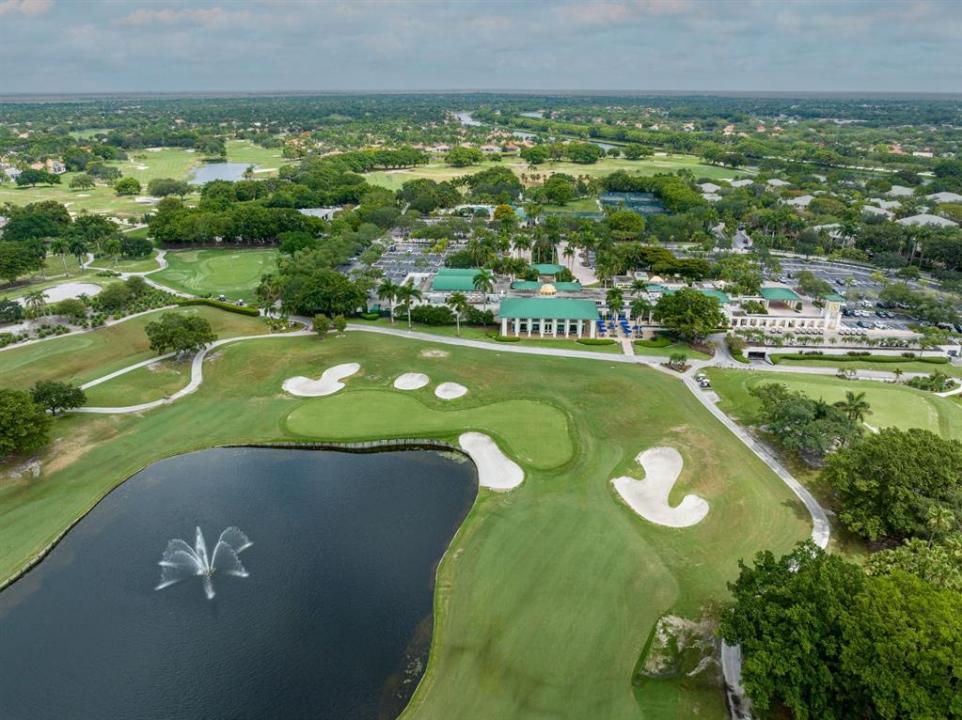 2534 Golf View Dr, Weston Hills Cc, Weston, Florida 33327