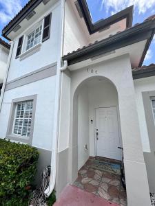 8420 SW 150th Ave 7, Miami, Florida 33193, USA