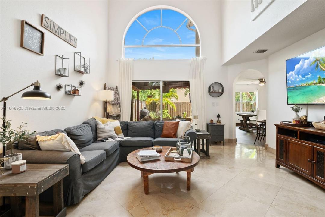 11341 NW 52nd Ln, Doral, Florida 33178, Stati Uniti
