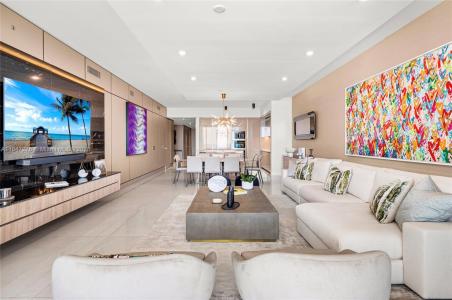 18975 E Collins Ave 1403, Sunny Isles Beach, Florida 33160, USA