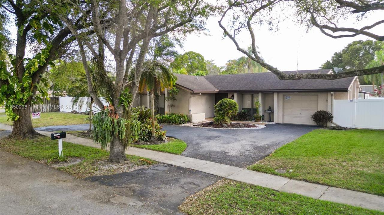 10410 SW 50th Pl, Cooper City, 佛羅里達州 33328, 美國
