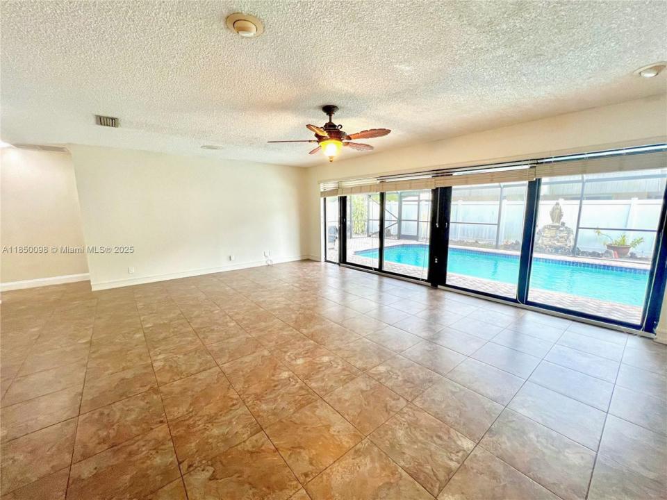 10410 SW 50th Pl, Cooper City, 佛羅里達州 33328, 美國