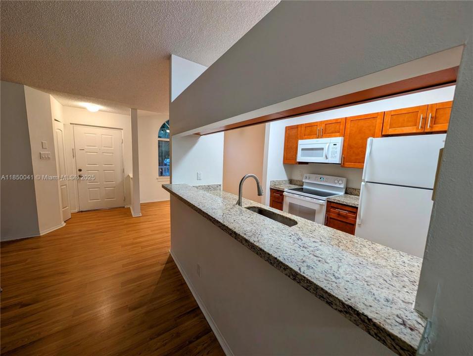 10630 SW 157th Ct 208, Kendall, Florida 33196, Estados Unidos