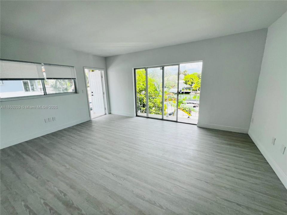 2033 Calais Dr 10, Miami Beach, Flórida 33141, Estados Unidos