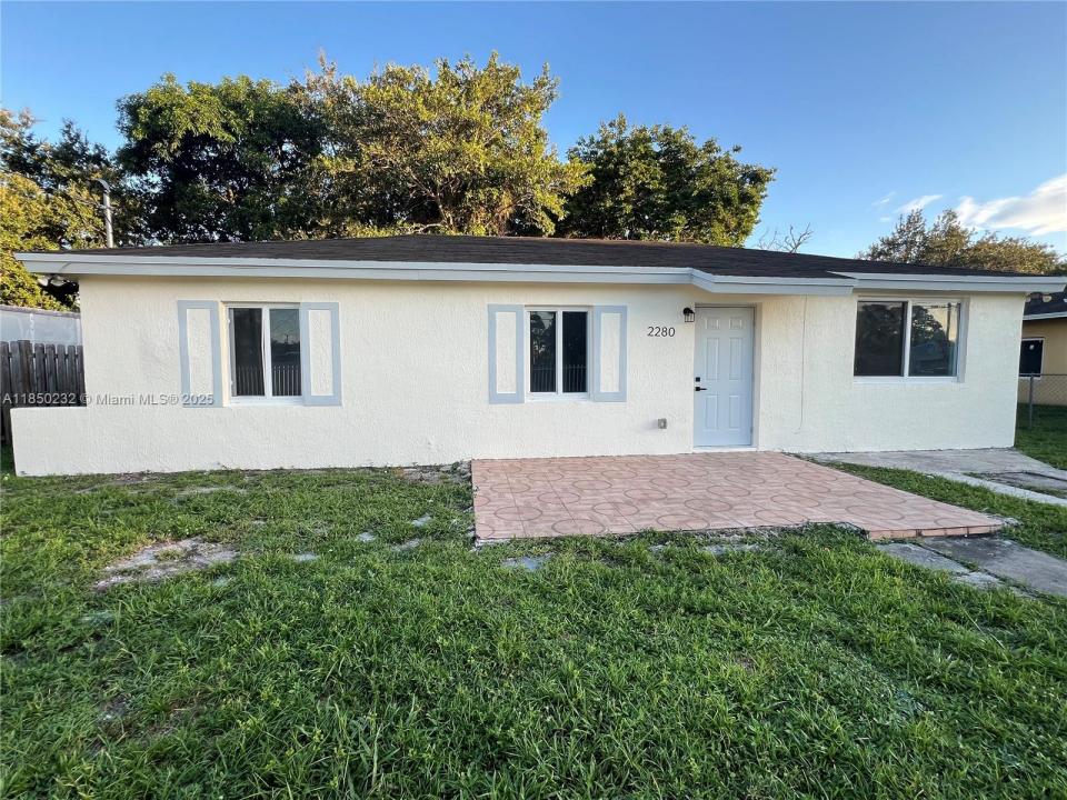 Miami Gardens, Florida 33054, USA