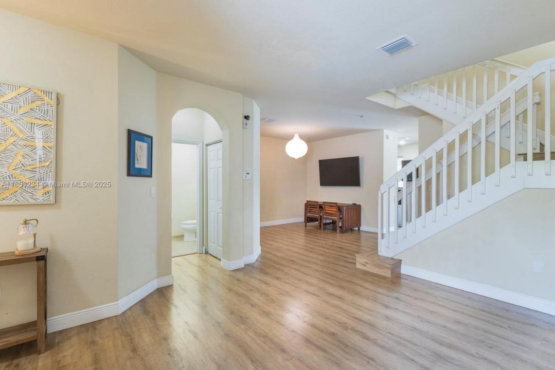 3324 W 90th St 3324, Hialeah, 佛罗里达州 33018, 美国
