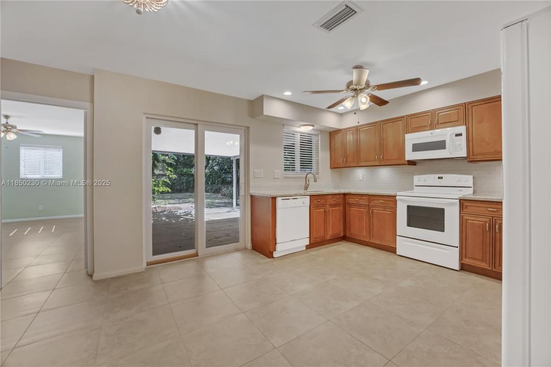 830 SW 18th St, Fort Lauderdale, Flórida 33315, Estados Unidos