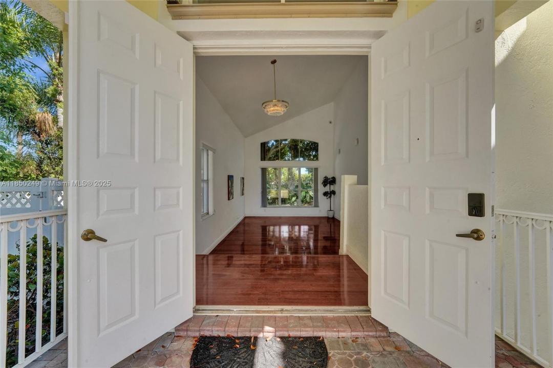 10730 NW 56th Ct, Coral Springs, Florida 33076, USA
