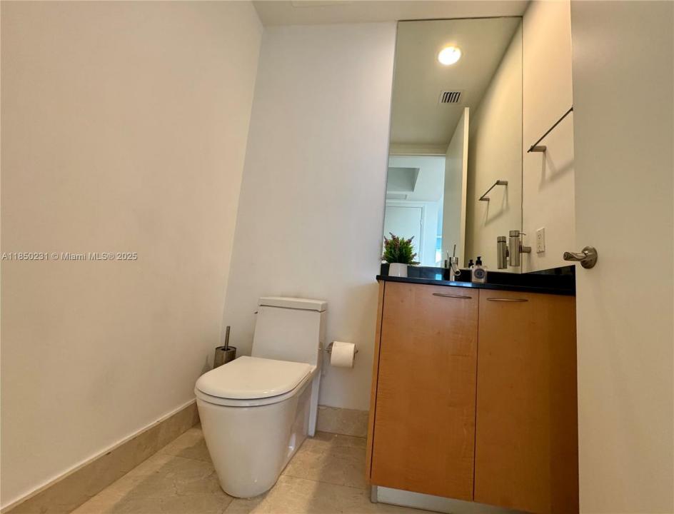 15901 Collins Ave 1804, Sunny Isles Beach, Florida 33160