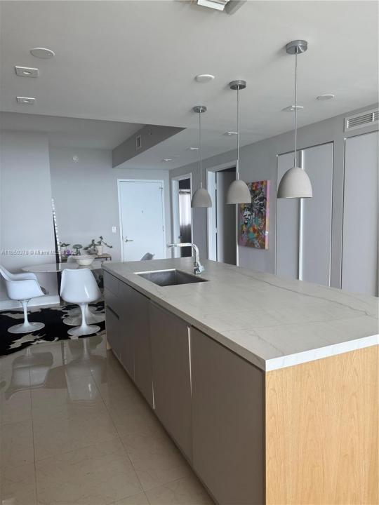 460 NE 28th St 803, Miami, Florida 33137