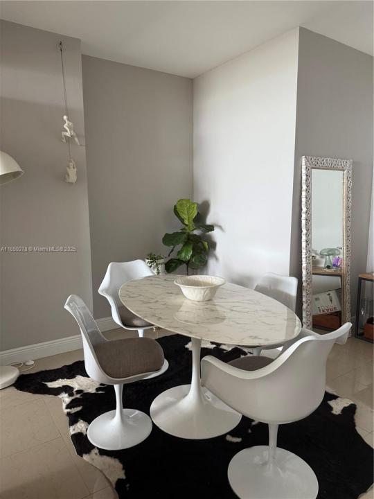 460 NE 28th St 803, Miami, Florida 33137