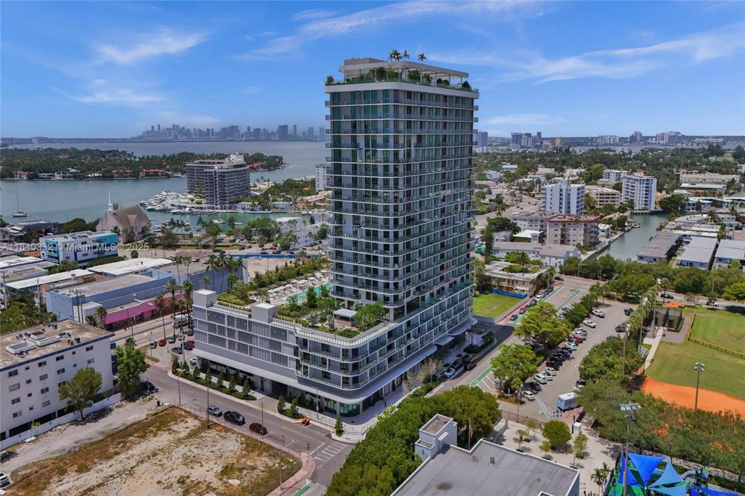 580 72nd St 1208, Miami Beach, Florida 33141