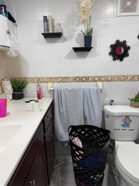 1900 W 68th St G103, Hialeah, Florida 33014