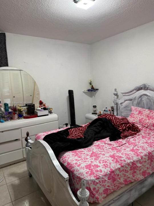 1900 W 68th St G103, Hialeah, Florida 33014