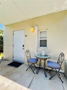 361 SW 20th Rd A, Miami, Florida 33129, USA
