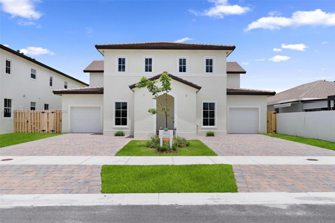 13345 SW 274th St A, Unincorporated Dade County, Florida 33032