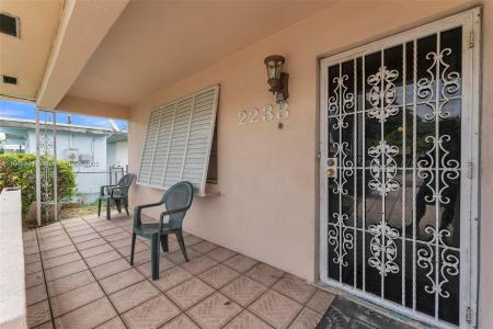 2238 NW 58th St, Miami, Florida 33142, USA