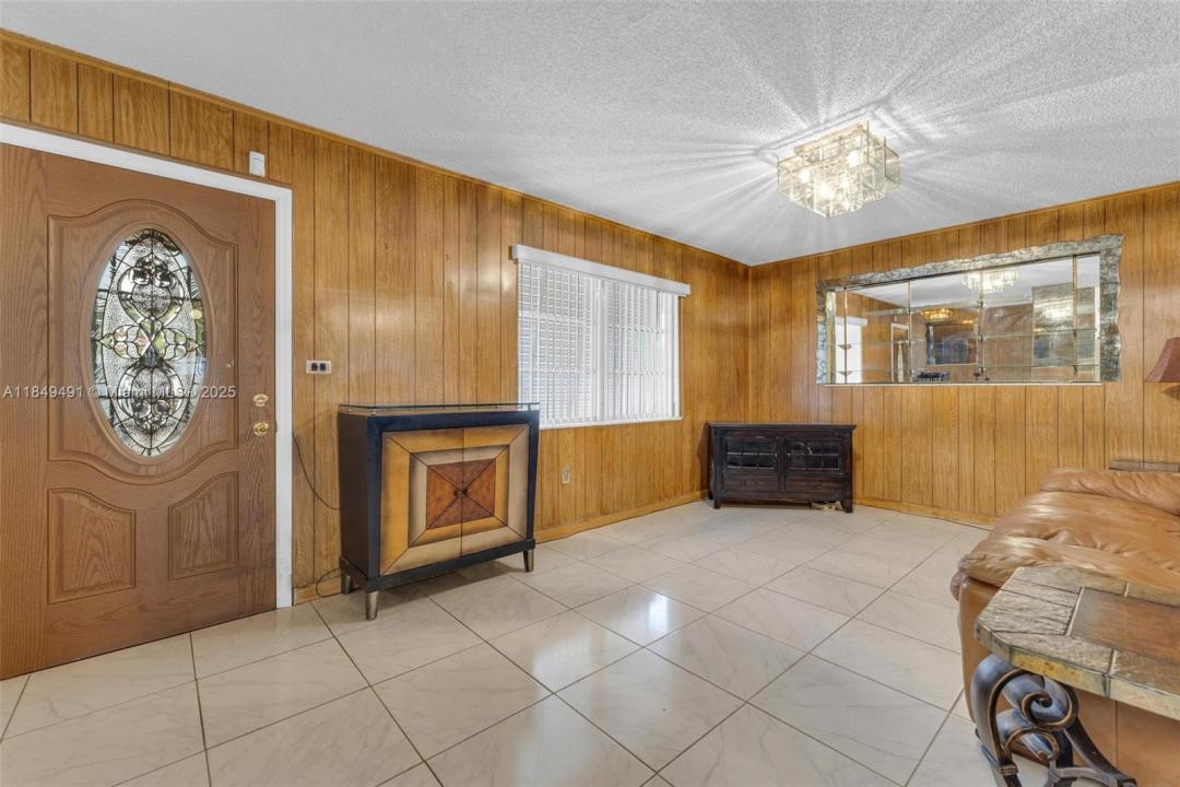 2238 NW 58th St, Miami, פלורידה 33142, ארצות הברית של אמריקה 