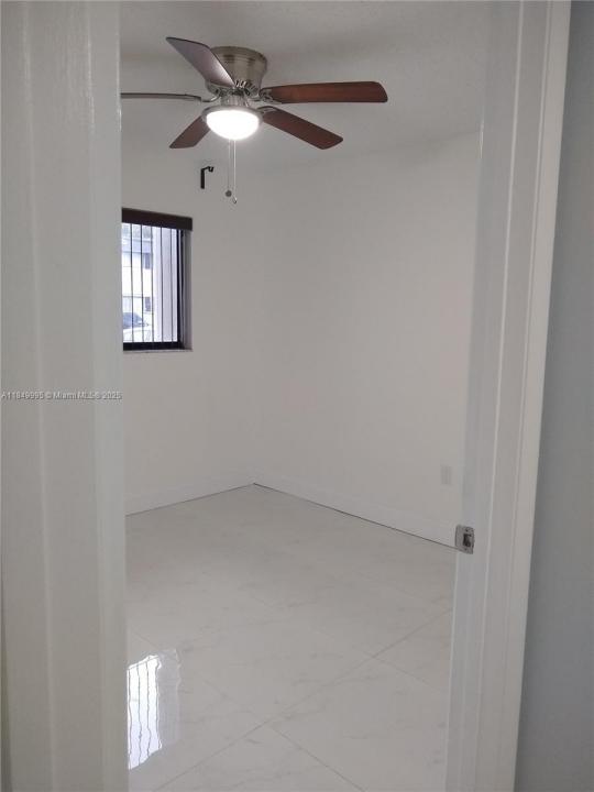 20680 NE 4th Ct 104, Miami, Флорида 33179, Соединенные Штаты