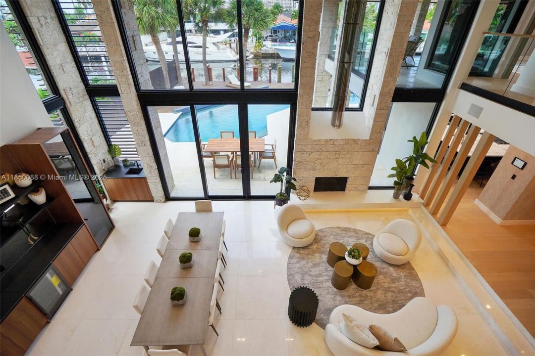 3343 NE 166th St, North Miami Beach, Flórida 33160, Estados Unidos