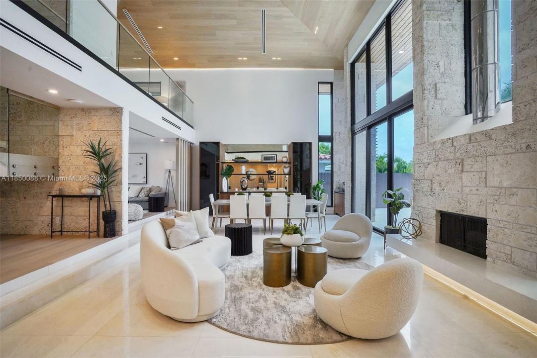3343 NE 166th St, North Miami Beach, Flórida 33160, Estados Unidos