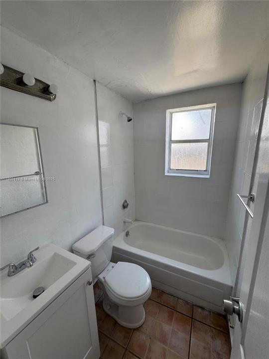420 NW 10th St 9, Miami, 佛罗里达州 33136, 美国