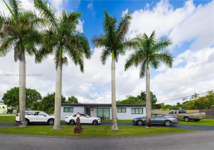 31140 SW 188th Ave, Homestead, Florida 33030, USA