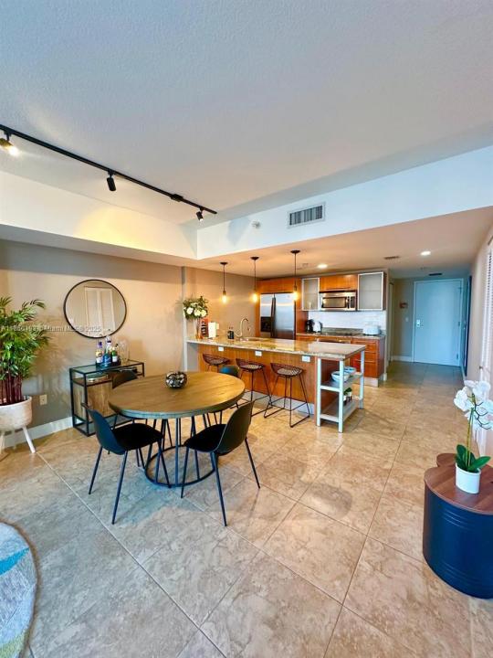 185 SW 7th St 1505, Miami, Florida 33130, Stati Uniti