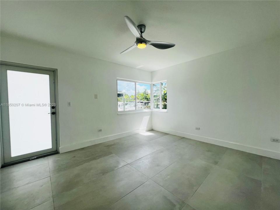 2045 Calais Dr 6, Miami Beach, Flórida 33141, Estados Unidos