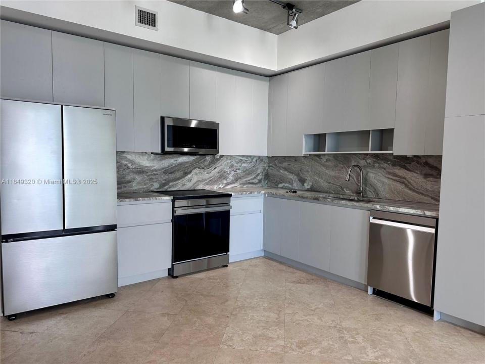 2275 NE Biscayne Blvd PH102, Miami, Florida 33137, Stati Uniti
